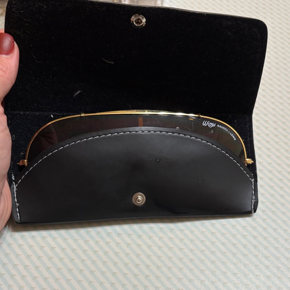 Ray-Ban Gold Frame Sunglasses with Brown Lenses - Picture 3 of 5